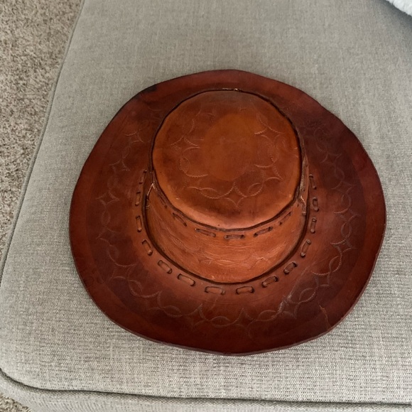 Hand stitched Leather Hat. Made in Mexico. - Picture 3 of 10